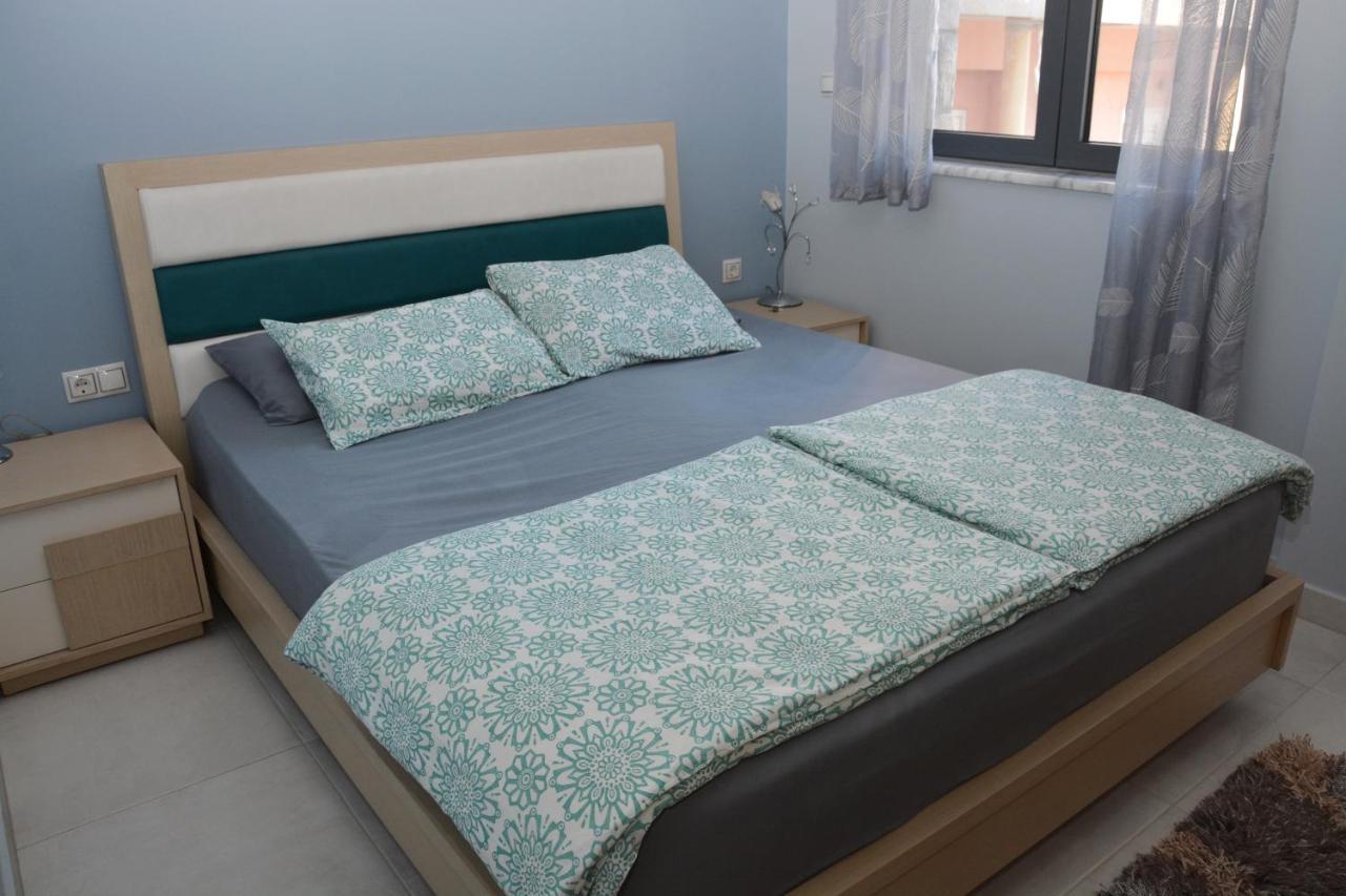 Pegasus Sea View Luxury Apartments Vrasná Esterno foto