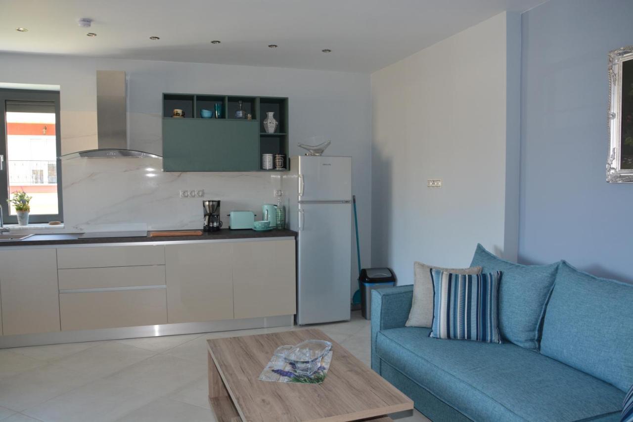Pegasus Sea View Luxury Apartments Vrasná Esterno foto