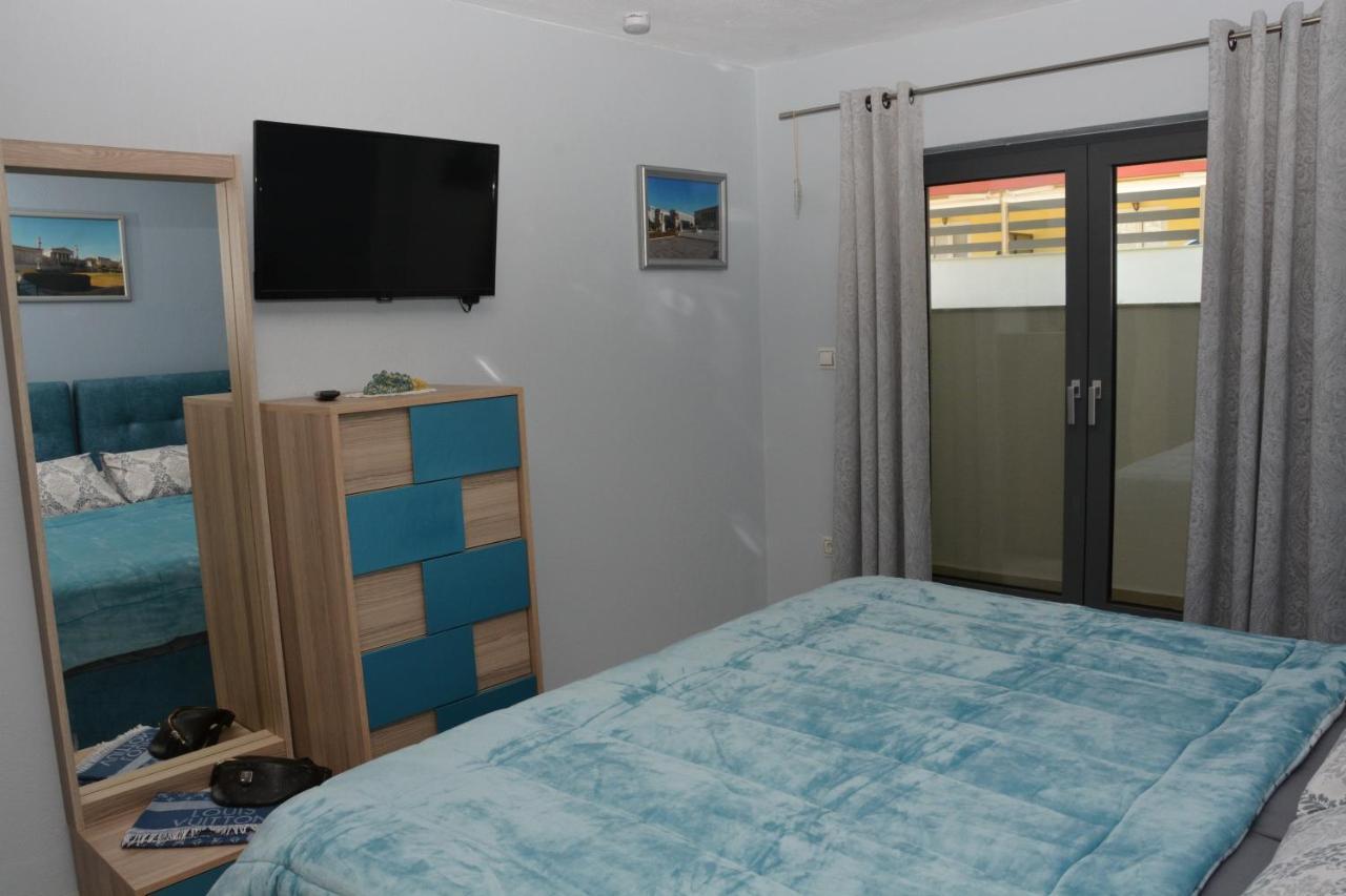 Pegasus Sea View Luxury Apartments Vrasná Esterno foto