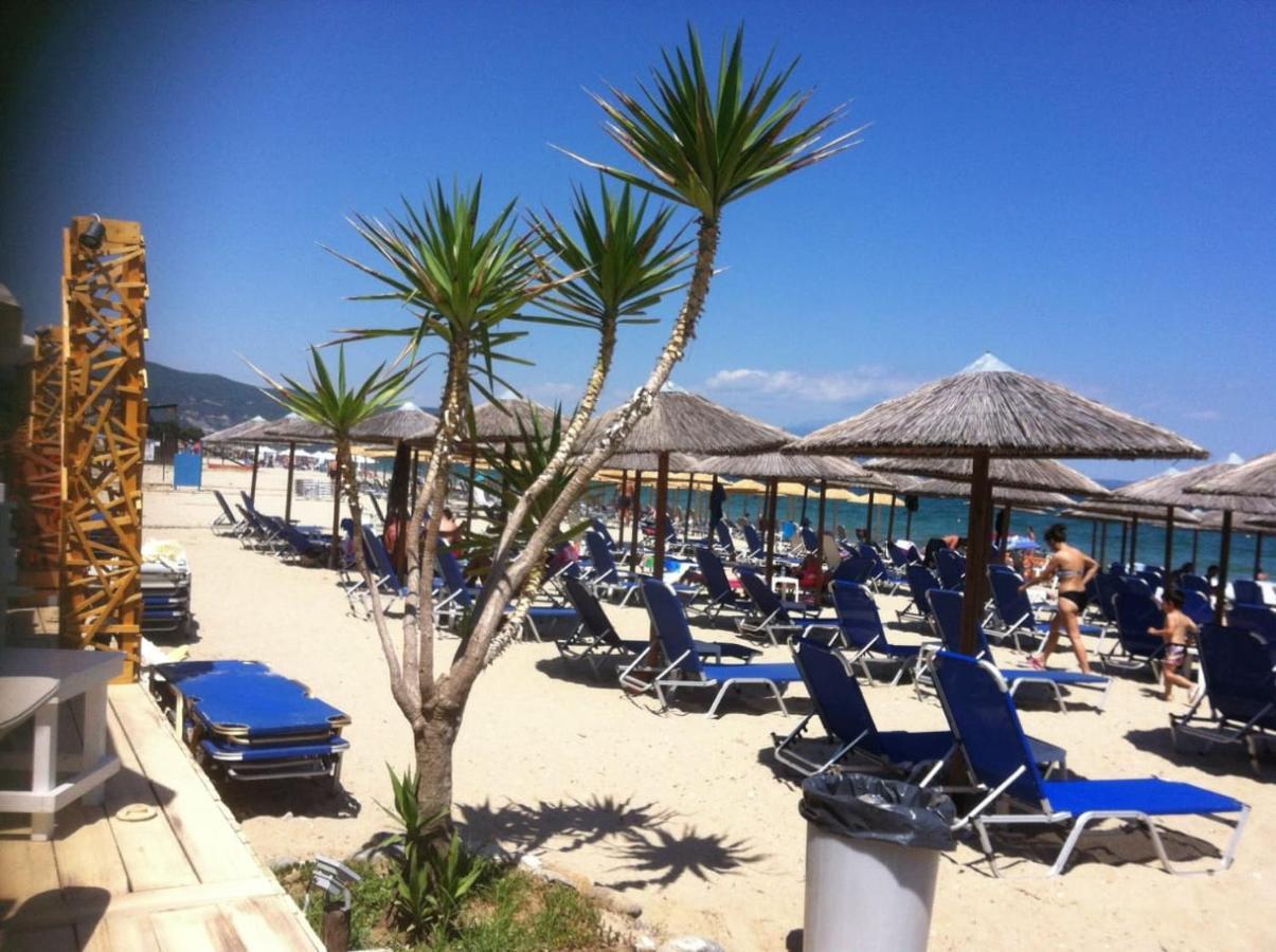 Pegasus Sea View Luxury Apartments Vrasná Esterno foto