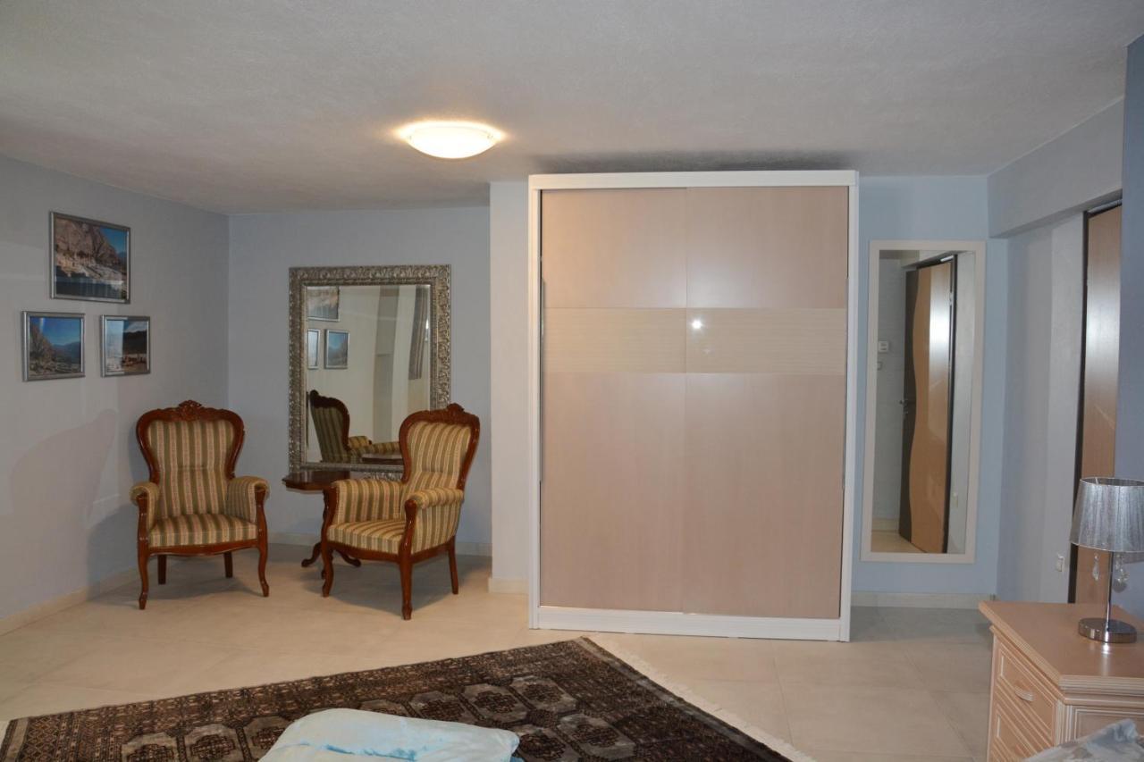Pegasus Sea View Luxury Apartments Vrasná Esterno foto